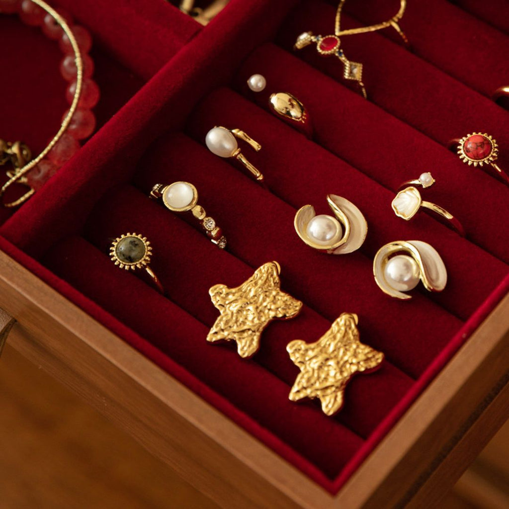 GZJSLOVE Double Happiness Wedding Jewelry Cabinet - detail view 9