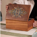GZJSLOVE Hand-Painted Danqing Wooden Jewelry Box - detail view 12