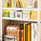 Chalk Minimalist Alloy Warehouse Storage Rack with Flexible Shelf, Free Standing for General Storage