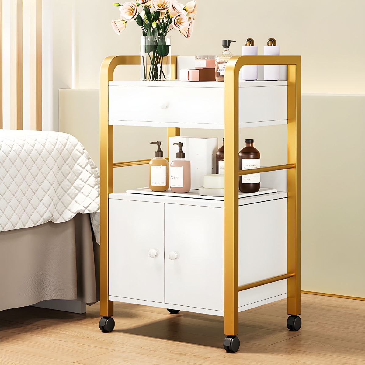 Side Protection Metal Bracket Utility Carts with Storage Space and Casters