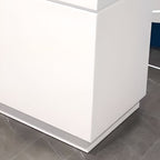 White Finished Trendy Style Glass Flooring Display Stand with 1 Shelf