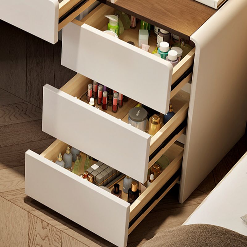Modish Wood Standard/Small Vanity Set with 5 Drawers and Light Up Mirror