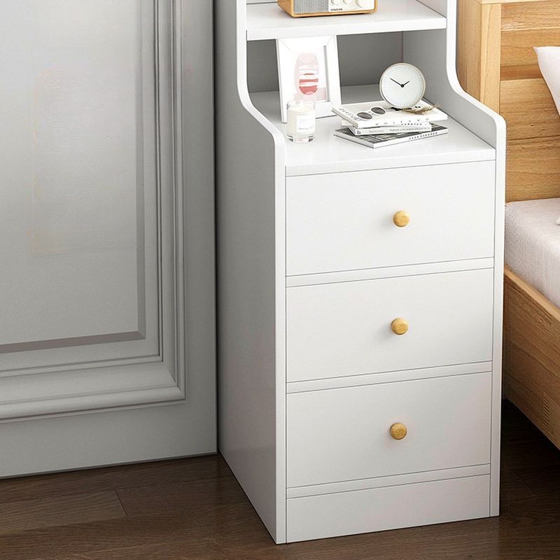 Casual Drawer Storage Nightstand with 3 Drawers, 1 Shelf, and Composite Wood Countertop