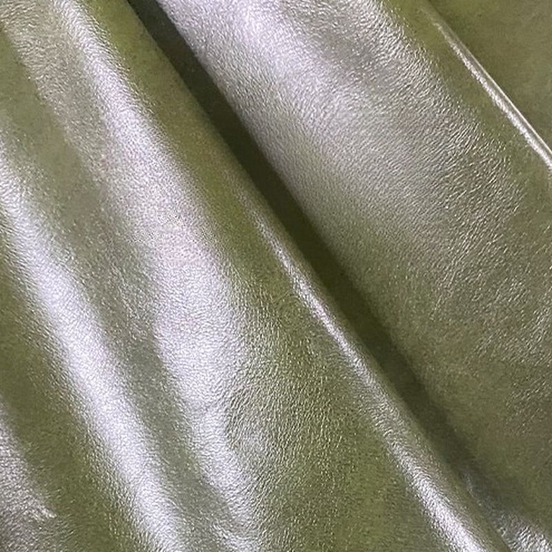 Modish Solid Color Stain Resistant Standard Sofa/Loveseat in Emerald Green with Arm and 2 Pillows for 4-seater/3-seater/for 2