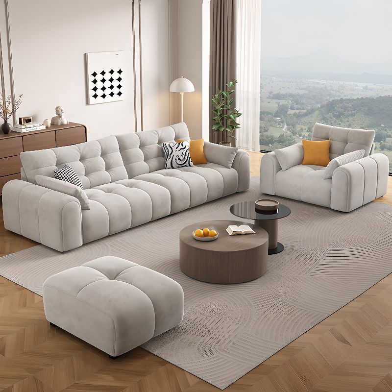 Standard Sofa in Luxurious Flannel with Light Gray Upholstery and 3 Pillows
