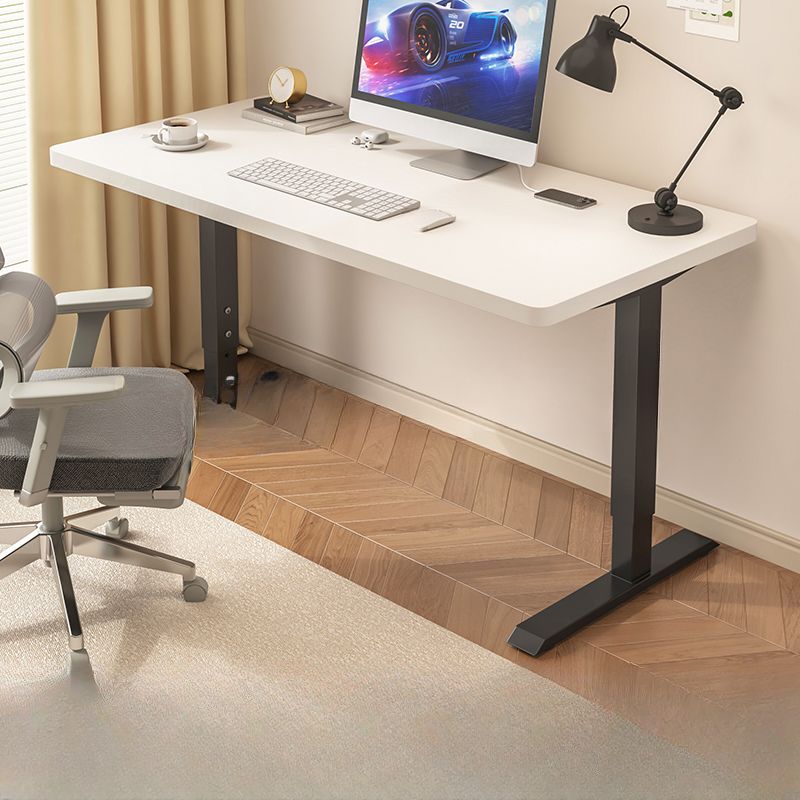 Modern Rectangular Height-Adjustable Laminate Desk in Midnight Black/Chalk/Light Brown with Cable Management and Hand-Operated Office Computer Desk
